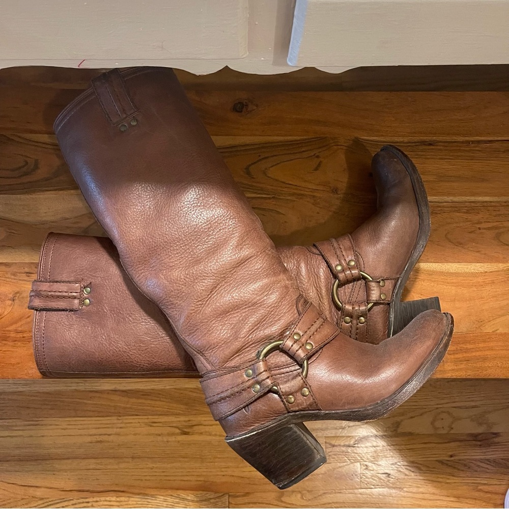 Frye Carmen Harness Boots in Size 6.5